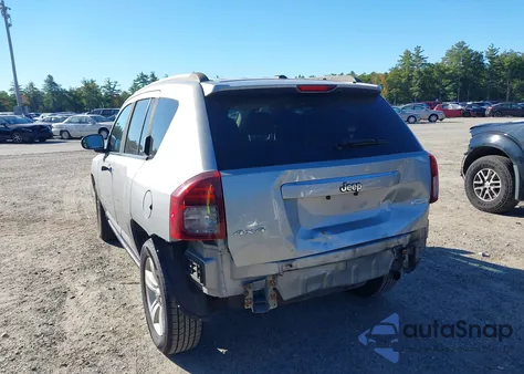2016 Jeep Compass Latitude из США, поврежденный, VIN 1C4NJDEB1GD759490